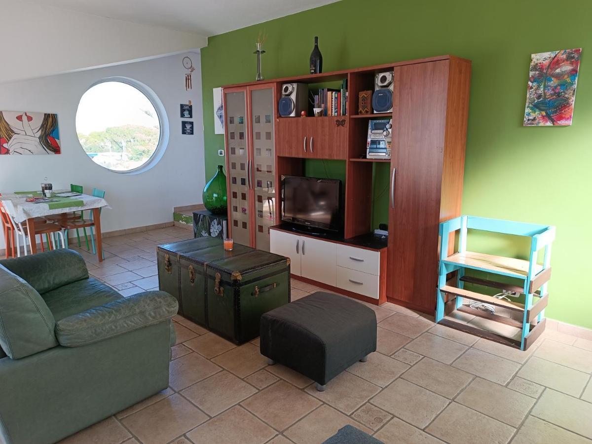 בארי The Terrace Of The Artists Apartment מראה חיצוני תמונה
